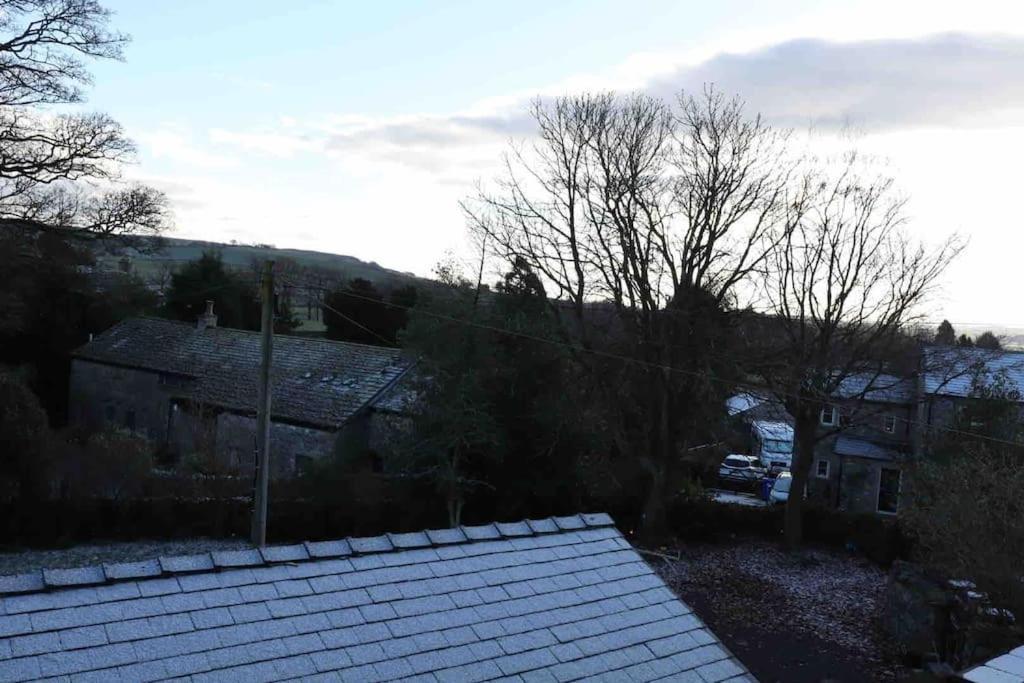 Charming Dog-Friendly Yorkshire Dales Cottage, Austwick エクステリア 写真